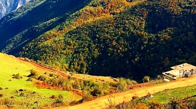 سفر رویایی به قلب پاییز | راهنمای سفر به روستای فشکور + عکس