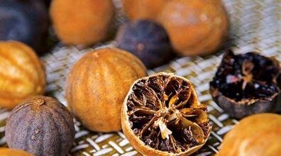 طرز تهیه شربت خنک و خوشمزه لیمو عمانی + خواص
