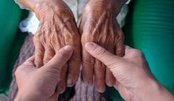 پیرزن عجیبی که ۲۳۰ سال عمر دارد + فیلم 