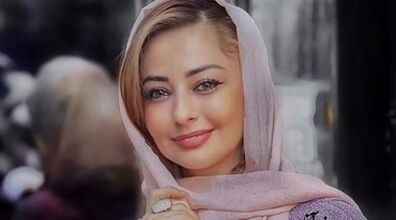 مانتوی مزونی نفیسه روشن دل همه را برد | خانم بازیگر در کنار خواننده معروف خودنمایی کرد + عکس
