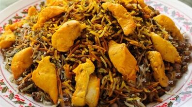 رشته پلو مجلسی رو اینجوری بپز | طرز تهیه رشته پلو با مرغ + نکات مهم