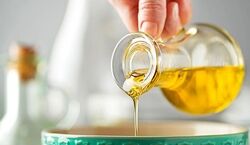 از کدوم روغن ها برای پخت و پز استفاده کنیم؟ 