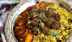 ریحان پلو با گوشت؛ فوری و خوش‌عطر  | با پختن این پلو هنرت رو به رخ بکش!