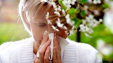  ۷ دمنوش گیاهی برای فرار از آلرژی فصلی در بهار + توضیحات 