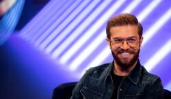 مجتبی شفیعی در کمال ناباوری روز زن را به خودش تبریک گفت + عکس و فیلم