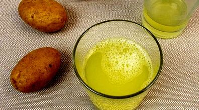 طرز تهیه ضد لک با آب سیب زمینی | فواید سیب زمینی برای سلامت پوست