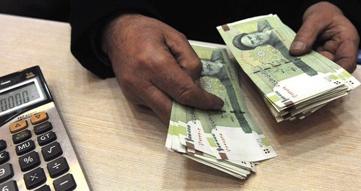 افزایش حقوق بازنشستگان و کارمندان