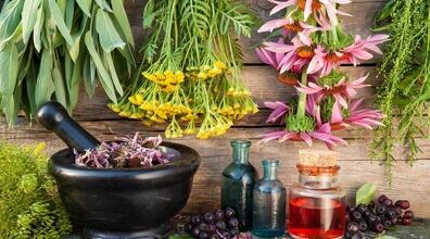 معروف ترین عرقیات گیاهی و طبع آنها + خواص