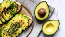  همه چیز درباره خواص آووکادو برای سلامت بدن + طبع 