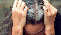 راهکارهای خانگی پوشاندن سفیدی مو بدون رنگ کردن + روش