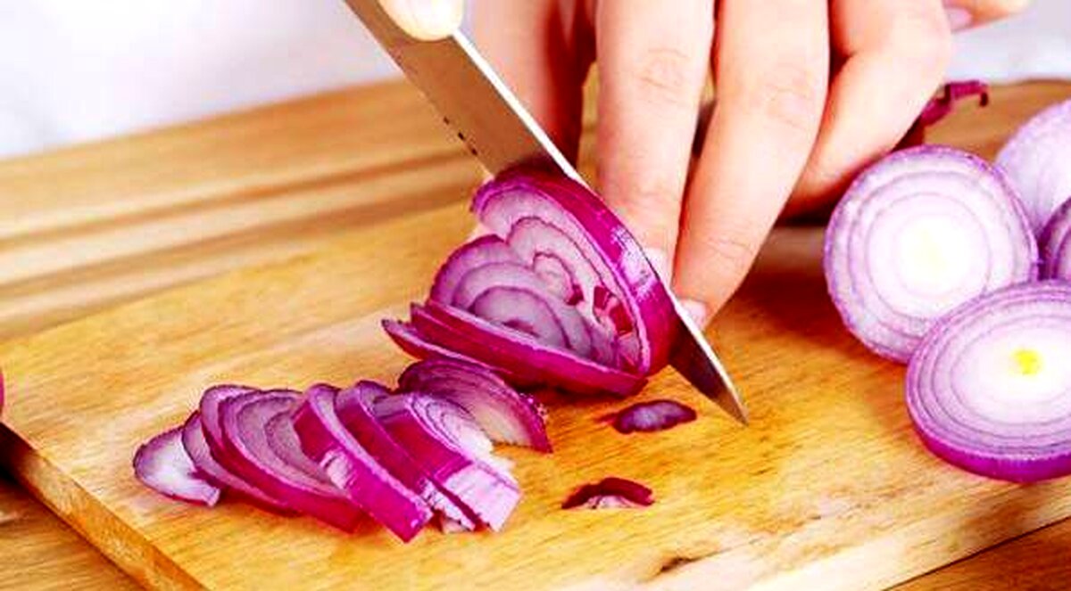 خرد کردن پیاز