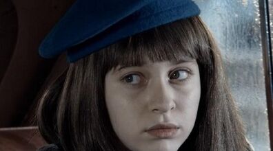 تغییر چهره عجیب بازیگر نقش شاپرک در “سرزمین مادری" | بازیگر نقش شاپرک کی بود؟