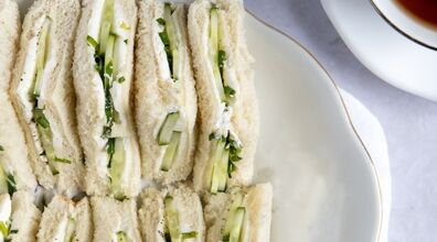 ساندویچ خیار؛ خوشمزه ترین ساندویچ رژِیمی + 3 روش تهیه