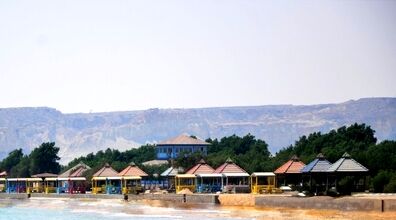 هتل ساحل طلایی قشم + آدرس و تلفن