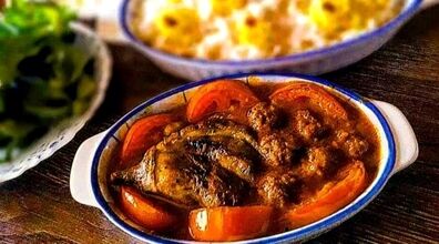 طرز تهیه خورش بادمجان مجلسی با گوشت قلقلی! | خورش بادمجونو متفاوت تر از همه بپز!