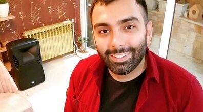 شیوه عجیب کمک رسانی مسعود صاقلو به زلزله زدگان خوی + عکس