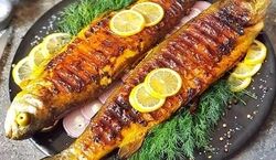 شمالی‌ پسند‌ها بفرمایید ماهی شکم پر!! | طرز تهیه ماهی شکم پر مجلسی + نکات پخت