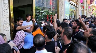 هجوم عجیب تهرانی ها برای دیدن دختر جوان + فیلم