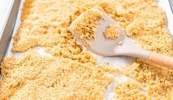 نان خشک شده رو هرگز دور نریز!! | طرز تهیه پودر سوخاری ترد با نان بیات