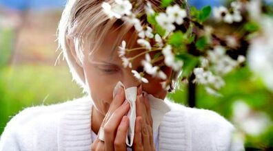 افراد درگیر آلرژی بهاری حتما بخوانند | علائم، علت و درمان آلرژی بهاری
