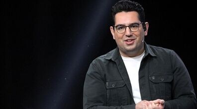 گزارشگر معروف فوتبال خودش را جایگزین عادل فردوسی پور معرفی کرد + عکس