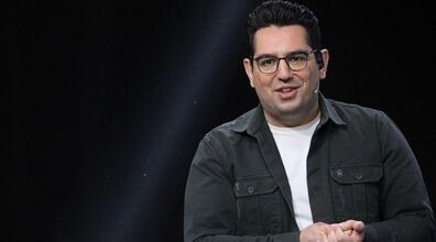 گزارشگر معروف فوتبال خودش را جایگزین عادل فردوسی پور معرفی کرد + عکس