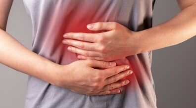 علائم و عوارض سرد شدن معده چیست؟ | درمان خانگی سردی معده