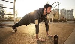 آموزش 4 حرکت مناسب ورزش صبحگاهی + عکس