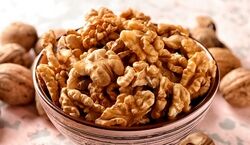 چرا باید گردو بخوریم؟ | فواید سلامتی گردو چیست؟ 