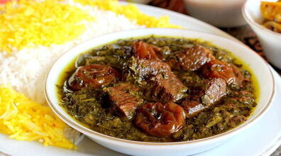 خورش آلو اسفناج رو به سبک شمالی ها بپز | نکات پخت خورش آلو اسفناج 