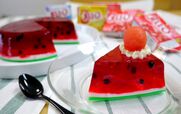 طرز تهیه دسر سه رنگ هندوانه‌ای؛ ویژه شب یلدا | با درست کردن این دسر کولاک کن