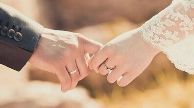 سورپرایز ویژه بانک تجارت به تازه عروس و داماد ها | به راحتی و به صورت آنلاین سریع وام بگیر