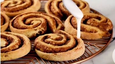 شیرینی حلزونی دارچینی، بدون فر و بدون همزن، پیشنهاد عصرانه امروز + طرز تهیه