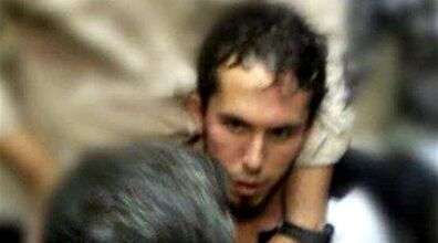 لحظه دستگیری تروریست حرم شاهچراغ + فیلم
