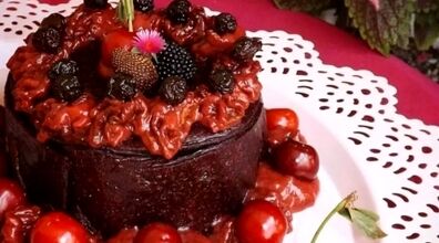 کیک لواشک؛ میان وعده ترش، ملس و خوش آب و رنگ خونگی + طرز تهیه