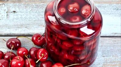 طرز تهیه کمپوت گیلاس خانگی | با رعایت این نکات کمپوت ماندگاری بیشتری داره 